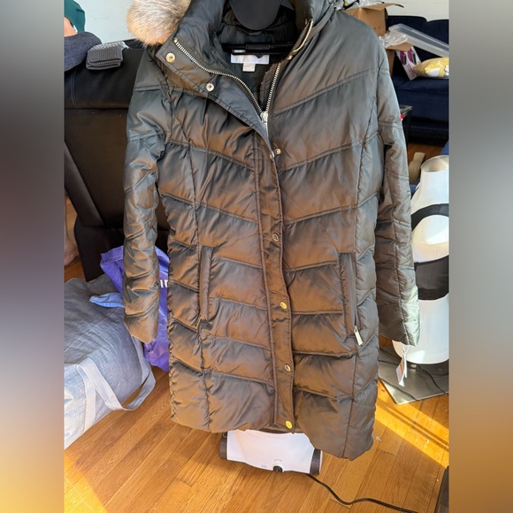 Michael Kors Size S Missy 3/4 Down Faux Fur Trim Jacket - Picture 5 of 7